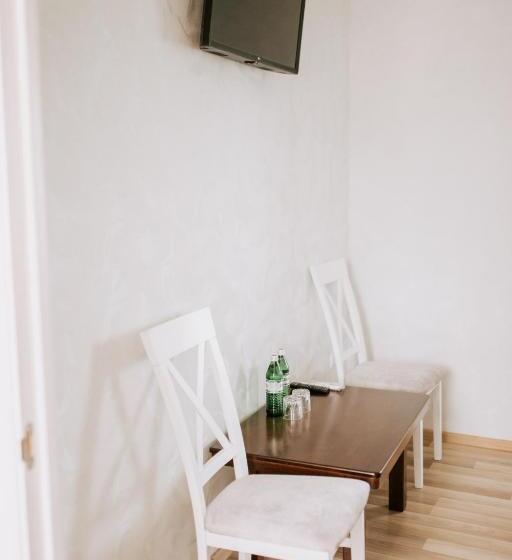 Семейный Номер, готель спа еліт