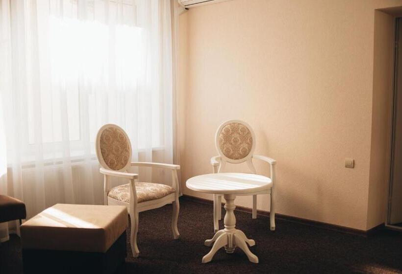 Family Suite, орхідея