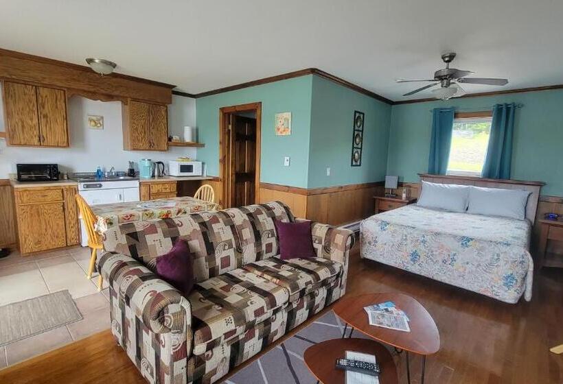 جناح مطل على البحر, Codroy Valley Cottage Country