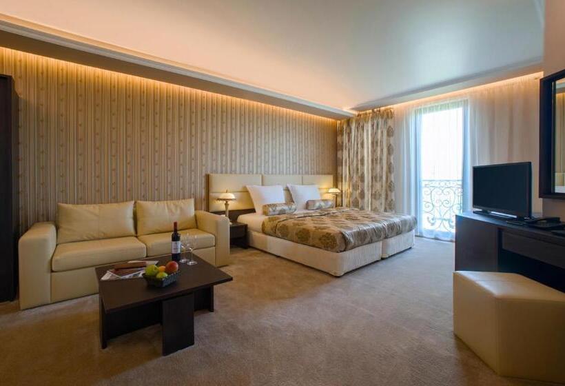 חדר דלוקס עם נוף להרים, Mantar Spa