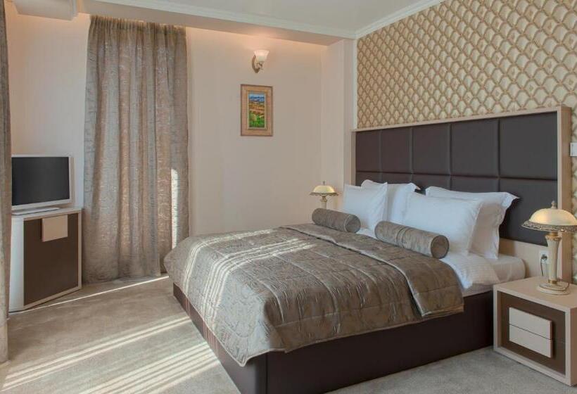 סוויטה דלוקס, Mantar Spa