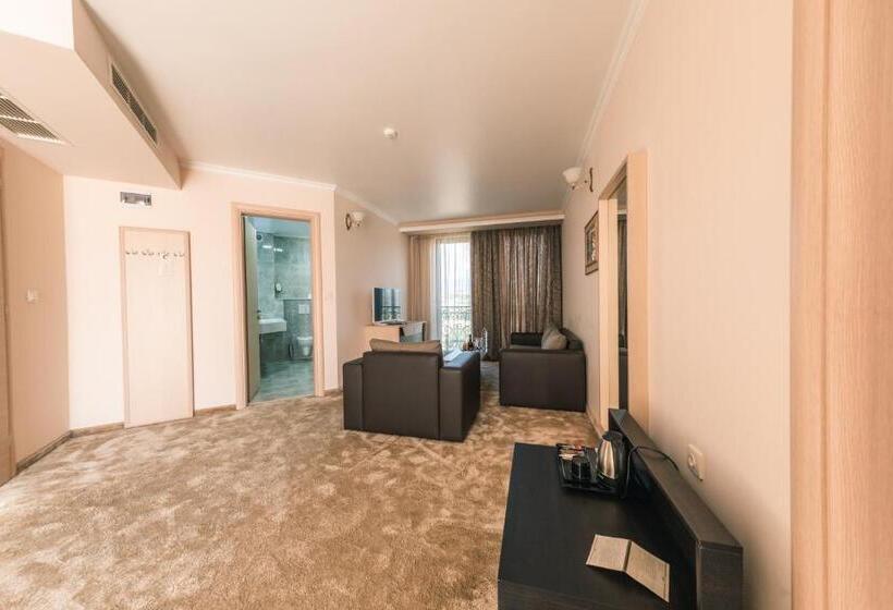 סוויטה דלוקס, Mantar Spa