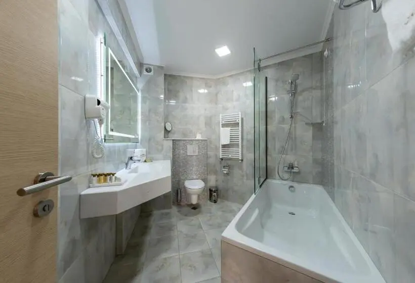 デラックススイート, Mantar Spa