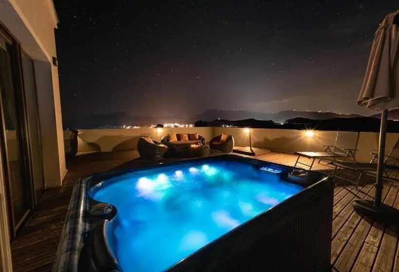 デラックススイート, Mantar Spa