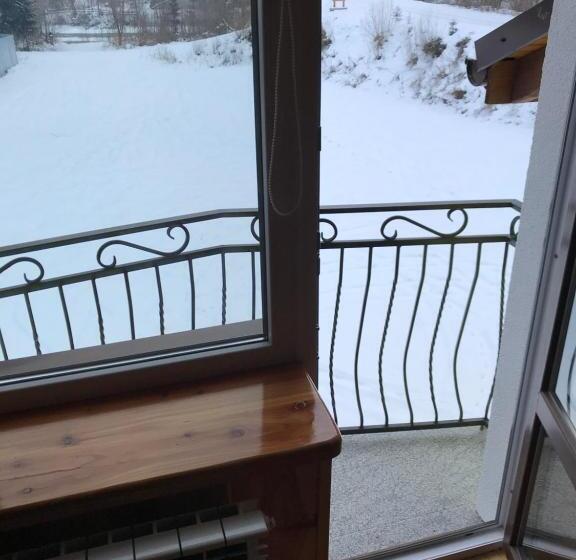 Family Suite, Mijgirya