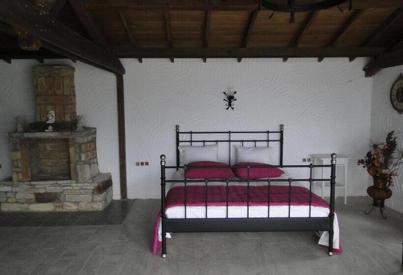 스탠다드 4인용 룸 바다전망, The Stone Castle Boutique