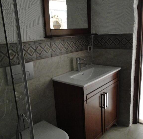 디럭스 테라스 룸 바다 전망, The Stone Castle Boutique