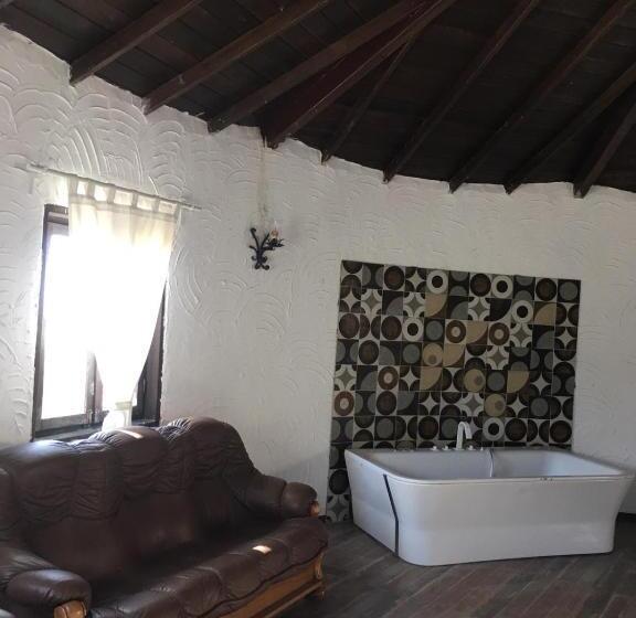 스위트, The Stone Castle Boutique