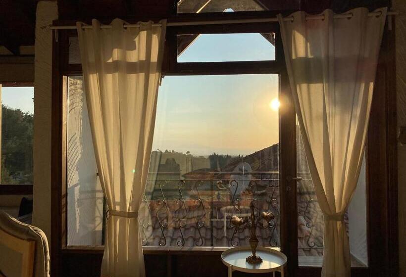 자쿠지 스위트, The Stone Castle Boutique