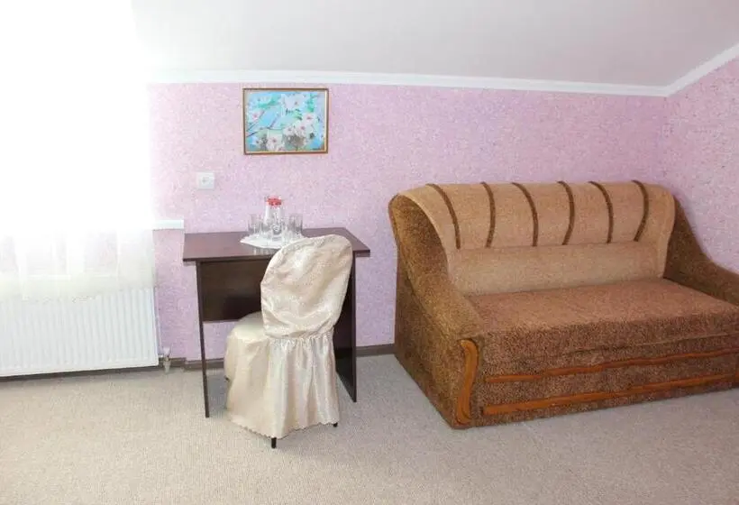 Studio Superior, Zhyttedar
