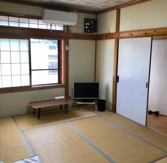スタンダード4人部屋, タカマス民宿