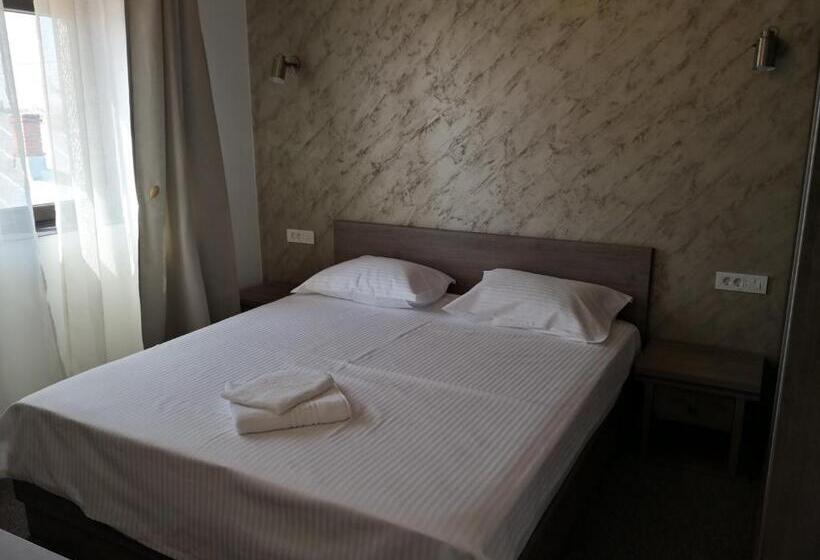 デラックスルーム, Dnt House & Spa