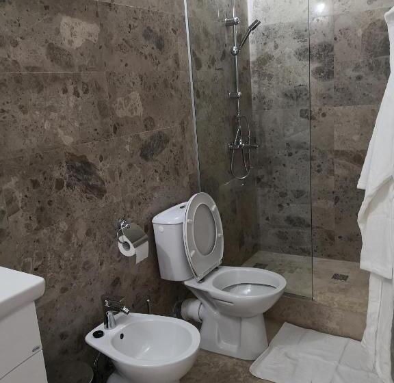 اتاق لوکس, Dnt House & Spa