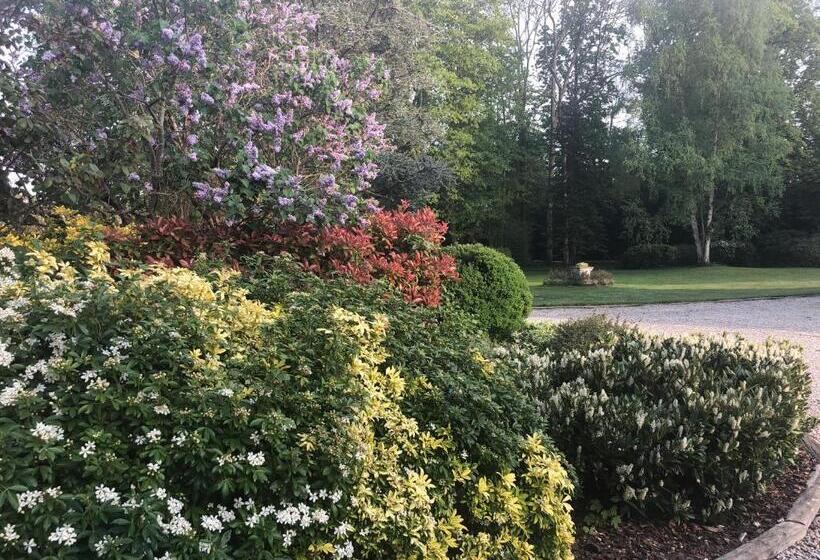 غرفة قياسية مطلّة علي حمام السباحة, Le Baptistère   Adults Only