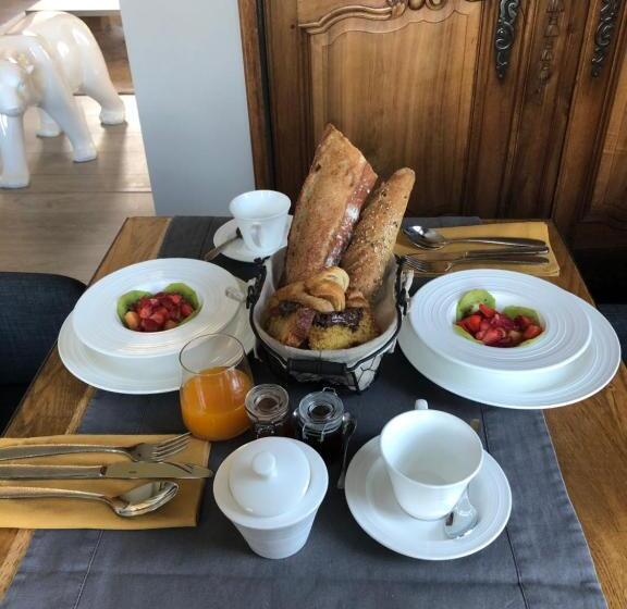 غرفة ديلوكس, Le Baptistère   Adults Only