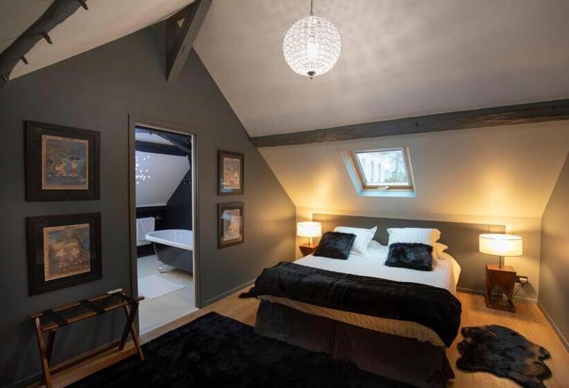 جناح ديلوكس, Le Baptistère   Adults Only