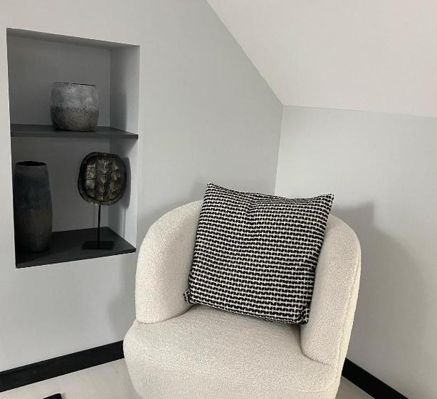 غرفة قياسية, Le Baptistère   Adults Only