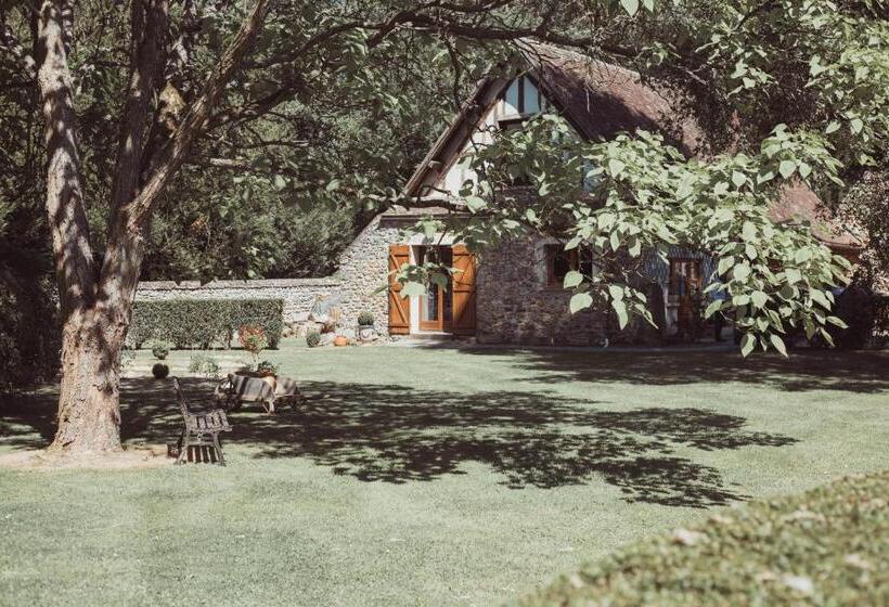Полулюкс Повышенной Комфортности, Le Colombier De Hanches   Teritoria