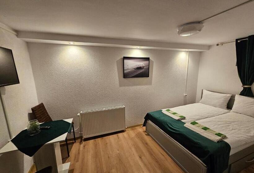 豪华房间, River Star