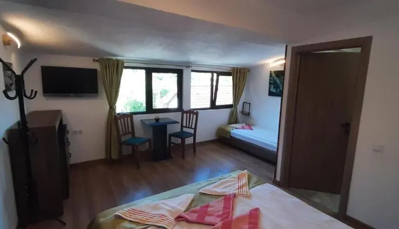 Suite z Balkonem, River Star