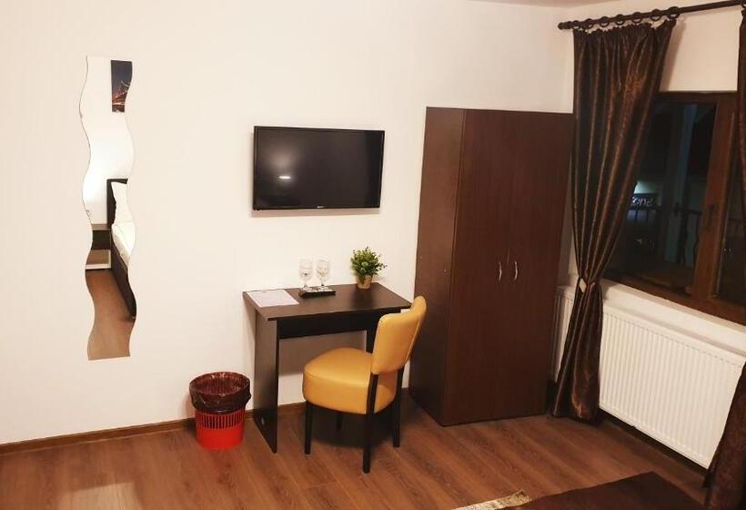 带2个卧室的套房, River Star