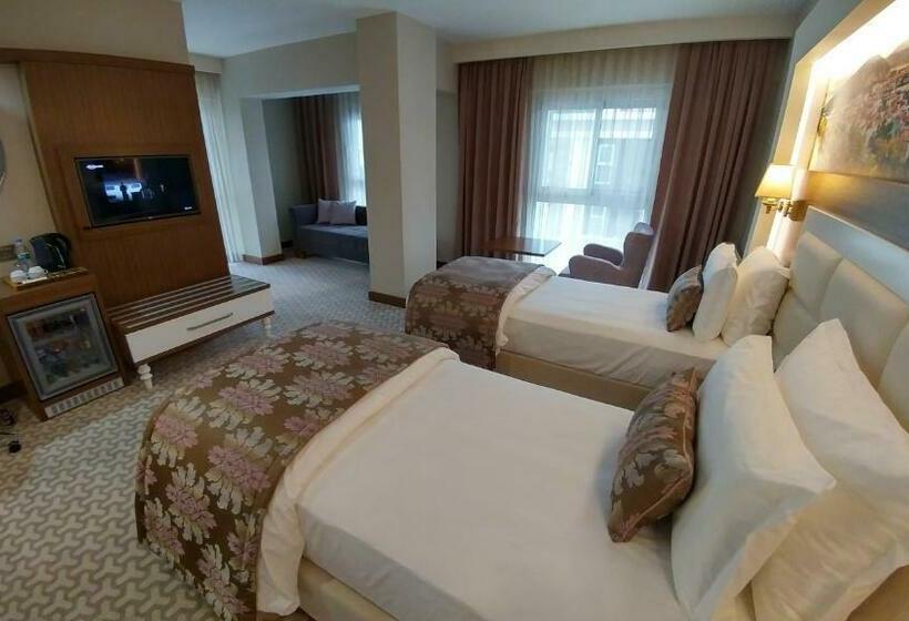 家庭间, Tuna Otel Rezi̇dans