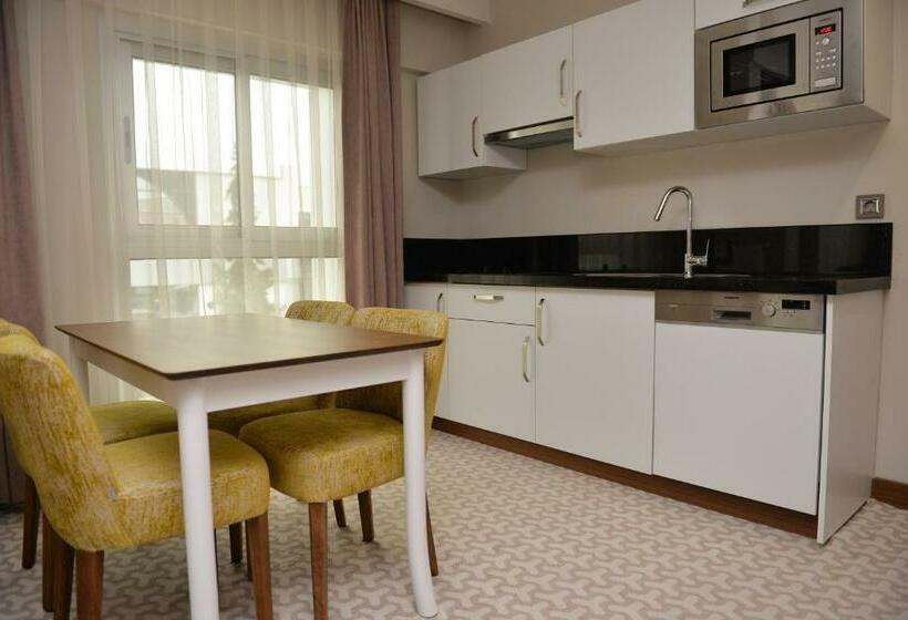 豪华工作室, Tuna Otel Rezi̇dans