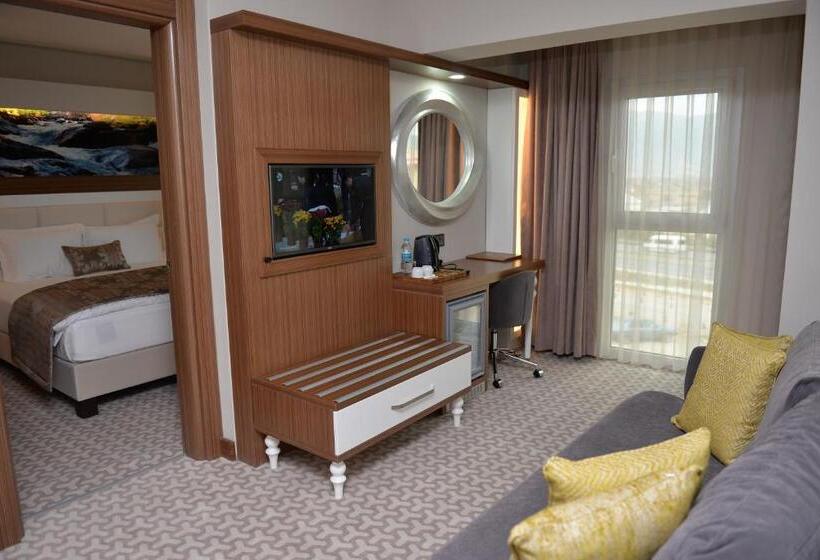 豪华工作室, Tuna Otel Rezi̇dans