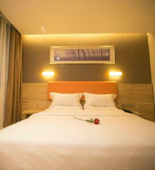 Premium Oda, 7days Premium Yizhou Train Staiton Branch