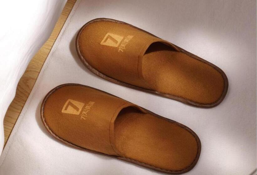 Standart Oda, 7days Premium Yizhou Train Staiton Branch