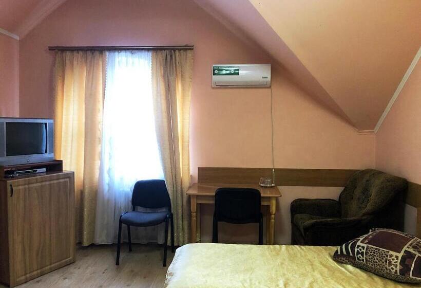 חדר סטנדרט לשלושה, Comfort