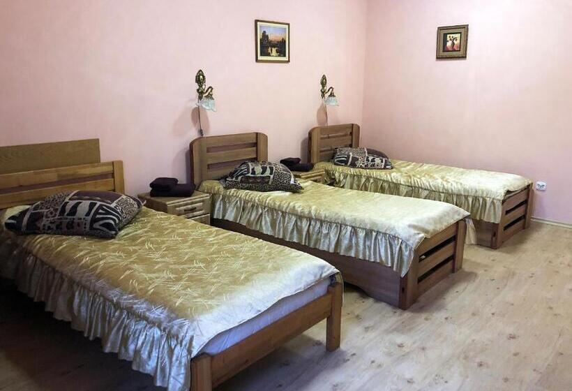 חדר סטנדרט לשלושה, Comfort