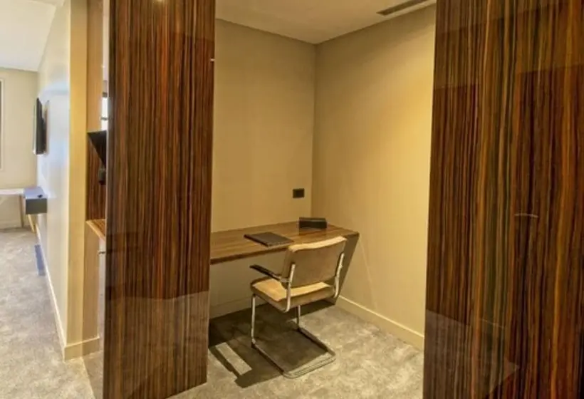 デラックスルーム, Hôtel & Restaurant La Maison Des Blés