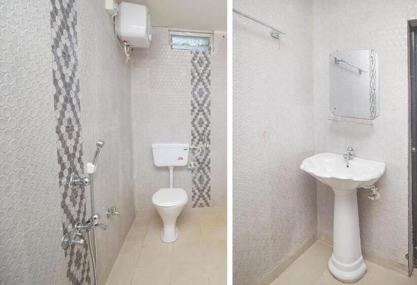 トリプルクラシックルーム, Vaccinated Staff  Oyo 60869 Sandhana Homestay