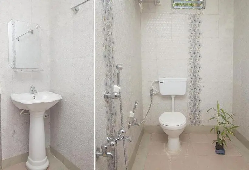 トリプルクラシックルーム, Vaccinated Staff  Oyo 60869 Sandhana Homestay