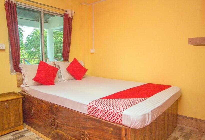 トリプルクラシックルーム, Vaccinated Staff  Oyo 60869 Sandhana Homestay