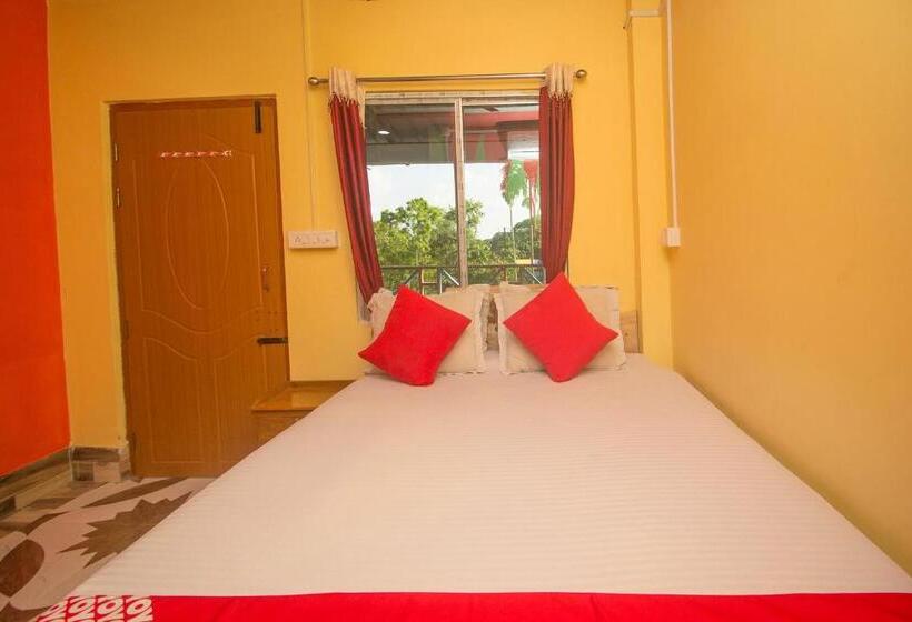 トリプルクラシックルーム, Vaccinated Staff  Oyo 60869 Sandhana Homestay