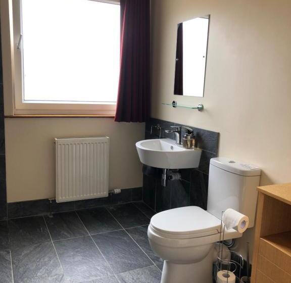 غرفة عائلية مطلّة علي البحر, Seacroft Licensed B&b And Restaurant