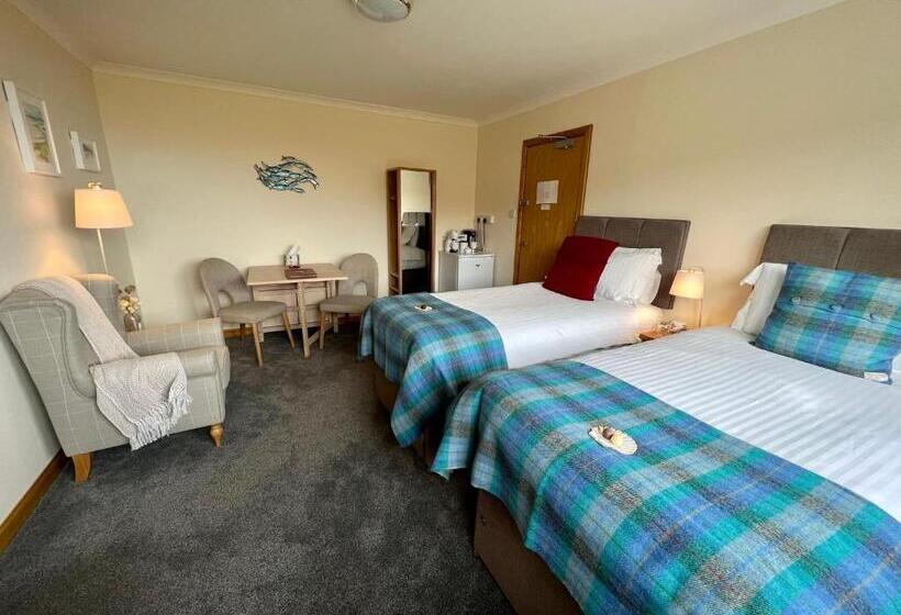 غرفة عائلية مطلّة علي البحر, Seacroft Licensed B&b And Restaurant