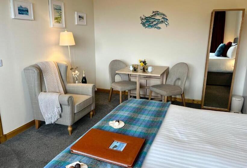 غرفة عائلية مطلّة علي البحر, Seacroft Licensed B&b And Restaurant