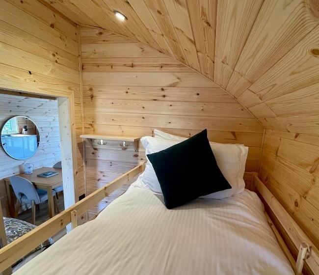 إستديو عائلى, Seacroft Licensed B&b And Restaurant