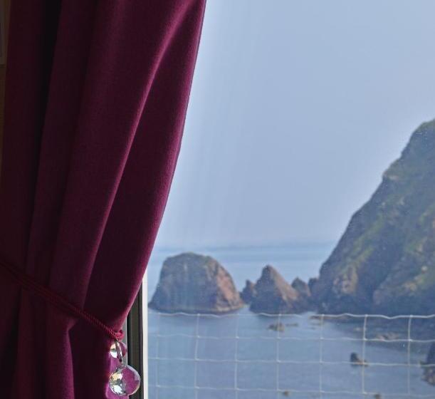 شاليه سوبيريور غرفة نوم واحدة, Seacroft Licensed B&b And Restaurant