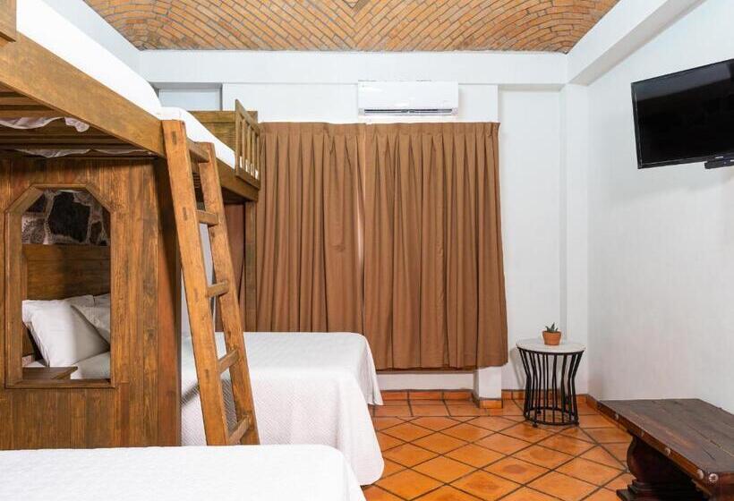 Семейный Номер Вид на Сад, Uraján De Luna Hotel Boutique & Spa