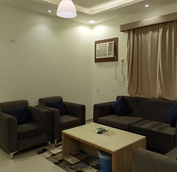 شقة غرفتين, فندق الحاتمية