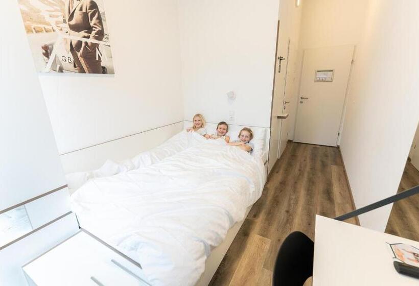 غرفة أساسية سرير مزدوج, Motel Schlafraum Schlüßlberg Contactless Check In