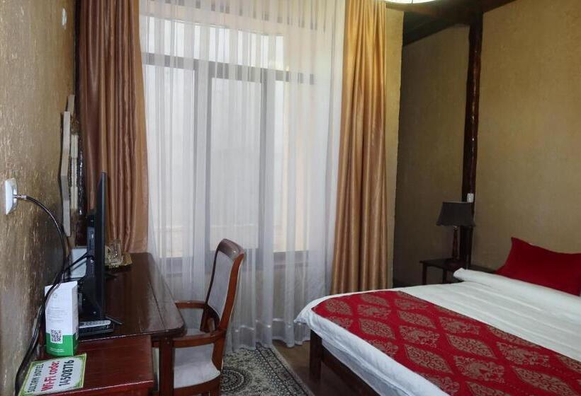 חדר דלוקס, Sultan Kyzyl Kia