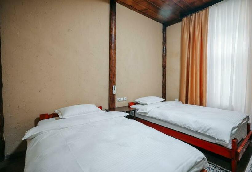 חדר דלוקס, Sultan Kyzyl Kia