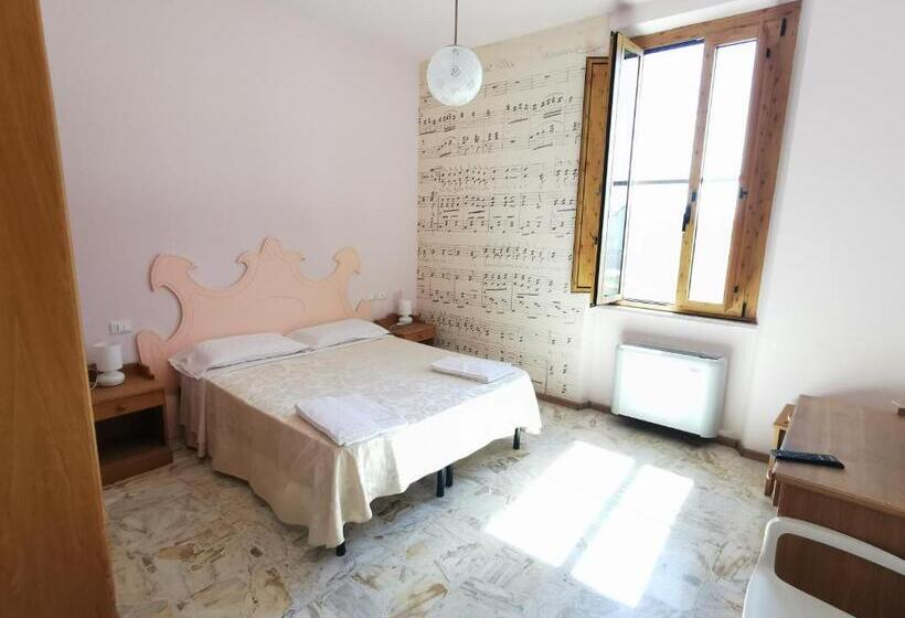 Номер Стандарт Трехместный, Villa Tardioli