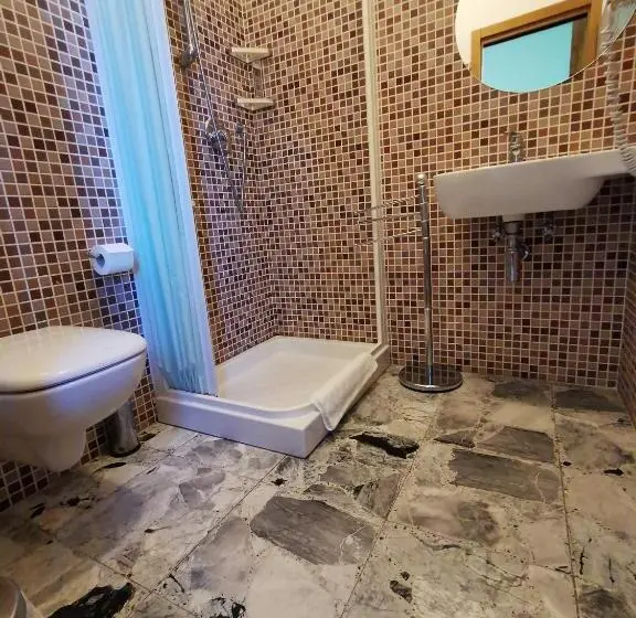 スタンダードルーム, Villa Tardioli