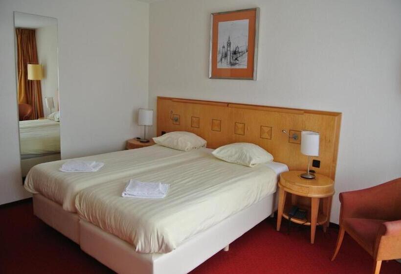 חדר דלוקס, 2000 Valkenburg